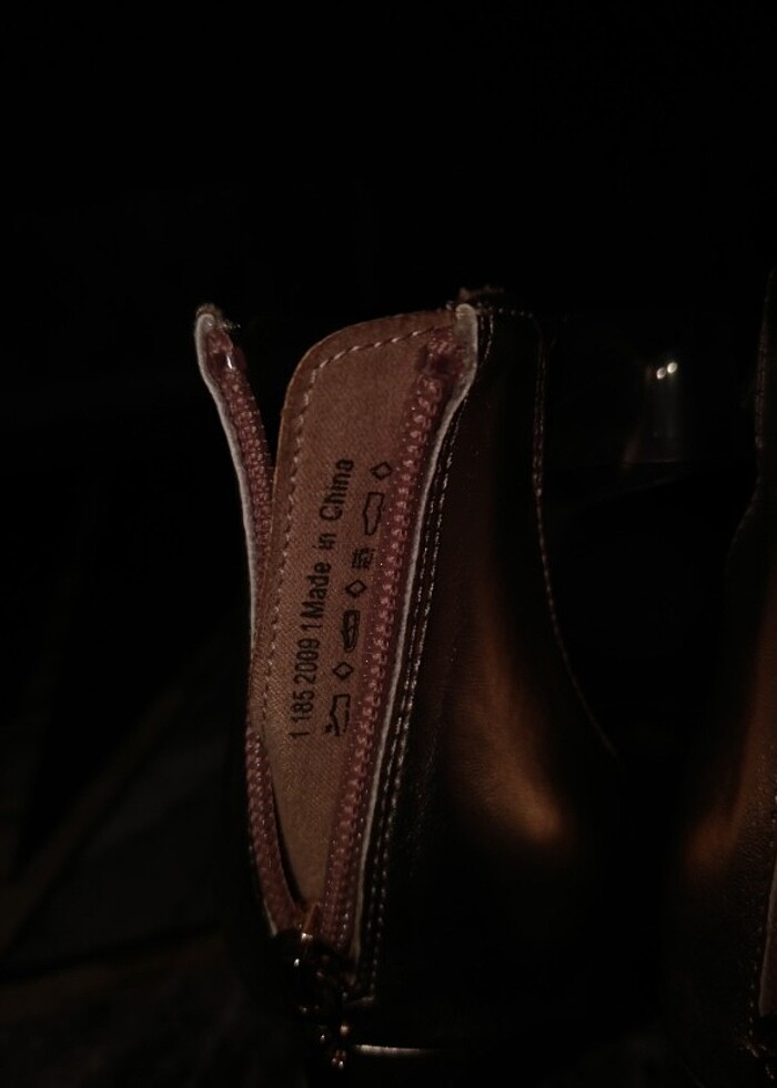 Şeffaf ayakkabı - Görsel 5