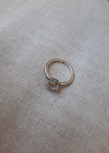Beden Pandora Beyaz Tek Taş Kadın Yüzük