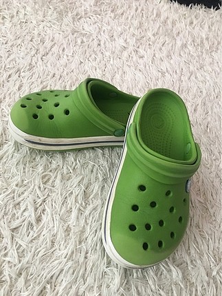 28 Beden yeşil Renk Crocs terlik