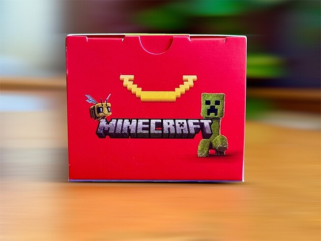  McDonald?s Minecraft Arı - Bee