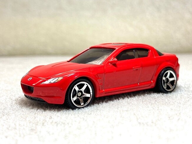 Matchbox / 2004 Mazda RX-8