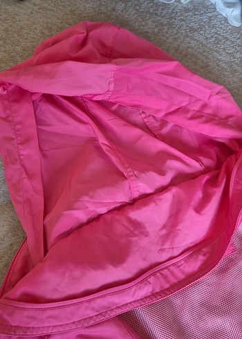 Pembe yağmurluk - Görsel 4