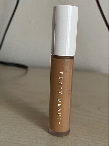 Beden fenty beauty concealer
