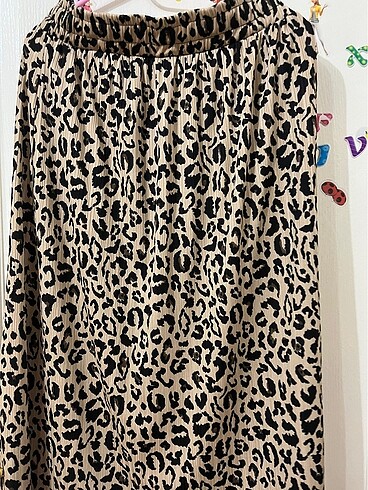 Kadın leoparlı etek - Görsel 2