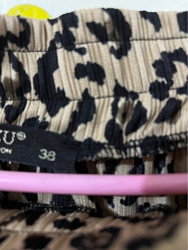 Kadın leoparlı etek - Görsel 4