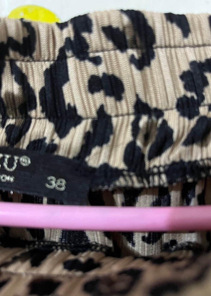 Kadın leoparlı etek - Görsel 4