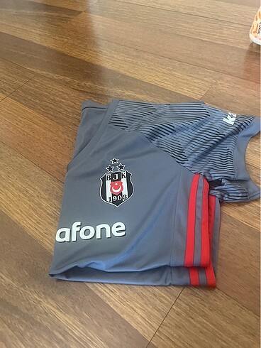 Beşiktaş 2017-18  bayan forma - Görsel 4