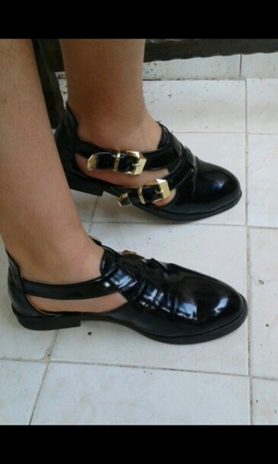 siyah rugan ayakkabı