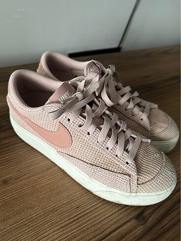 Nike ayakkabı