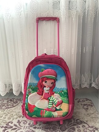  Çocuk okul çanta