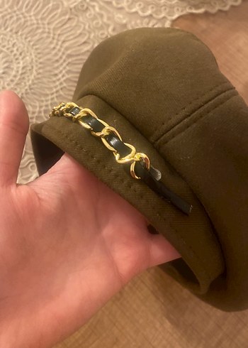 Zincir Detaylı  Süet Kadın Şapka - Görsel 4