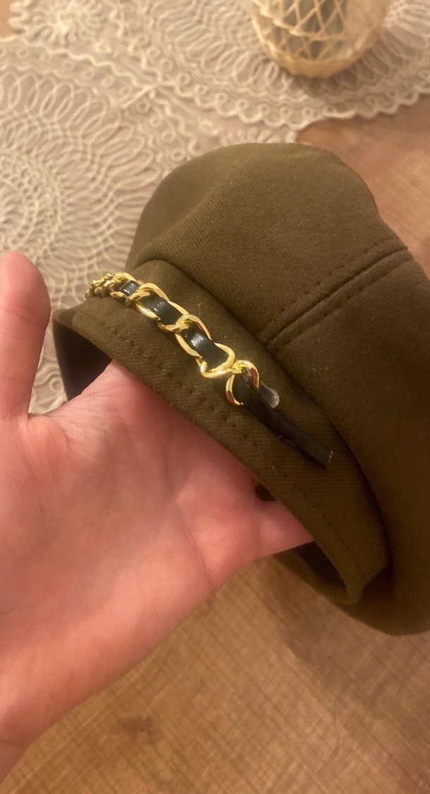 Zincir Detaylı  Süet Kadın Şapka - Görsel 4