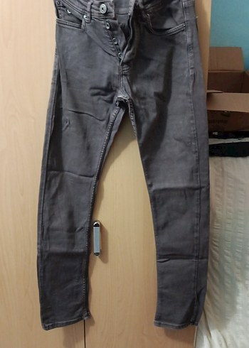 Lacoste Koyu Gri Slim Fit Jean Pantolon