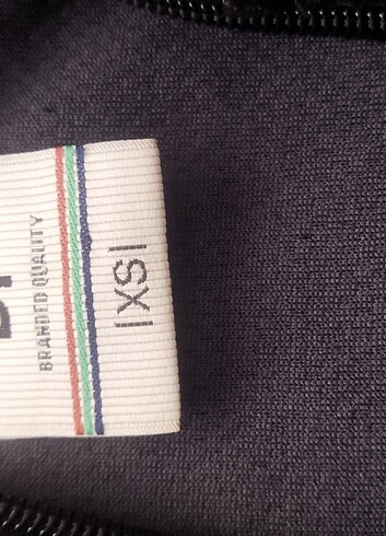 xs Beden DeFacto kapşonlu sweatshirt 