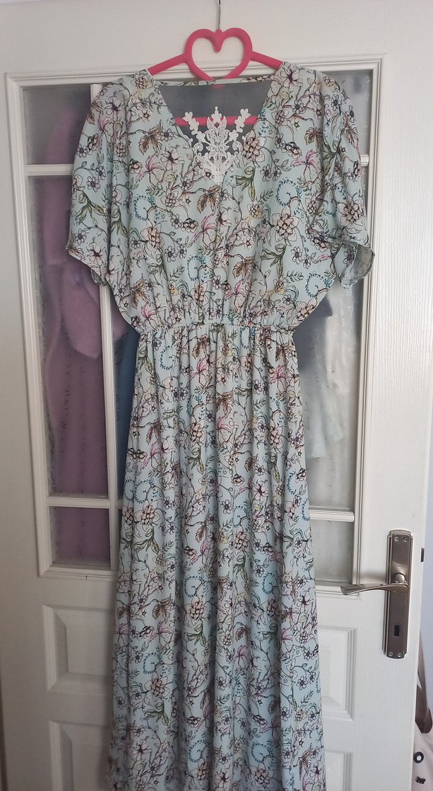 Dantel Detaylı Turkuaz çiçek desenli uzun Elbise - Görsel 2