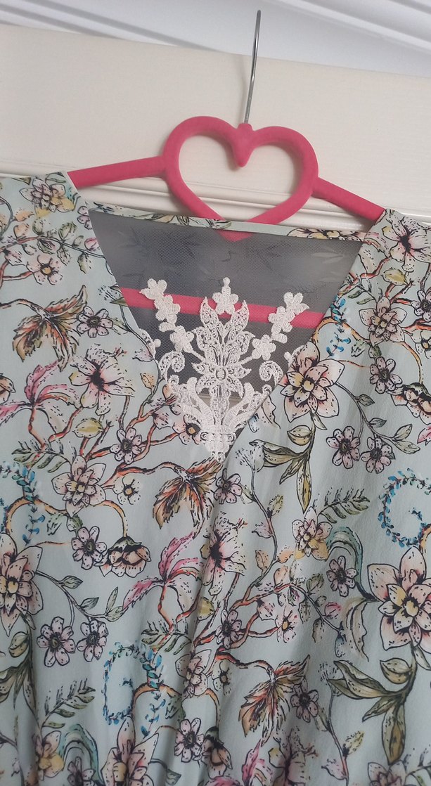 Dantel Detaylı Turkuaz çiçek desenli uzun Elbise - Görsel 3