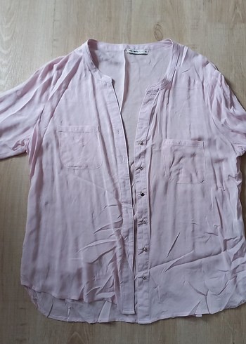 Pembe V Yaka Düğmeli Gömlek - Görsel 4