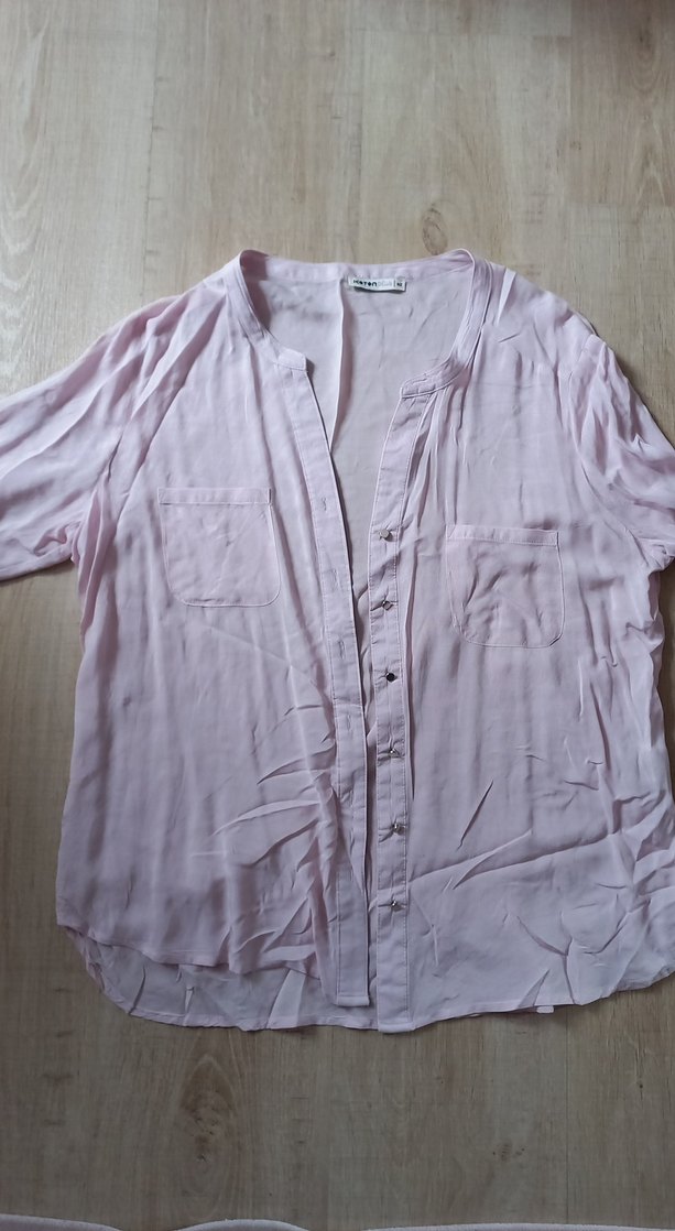 Pembe V Yaka Düğmeli Gömlek - Görsel 4