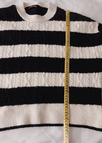 Siyah ekru yumuşacık dokulu şık kazak - Görsel 8