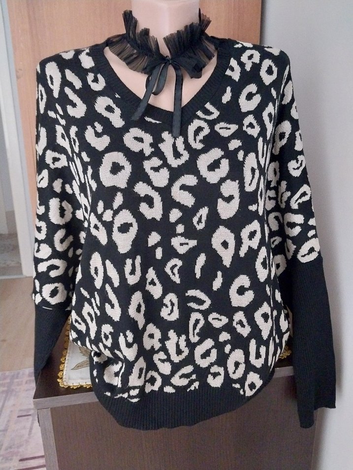 LCW Yepyeni şahane triko bluz - Görsel 2