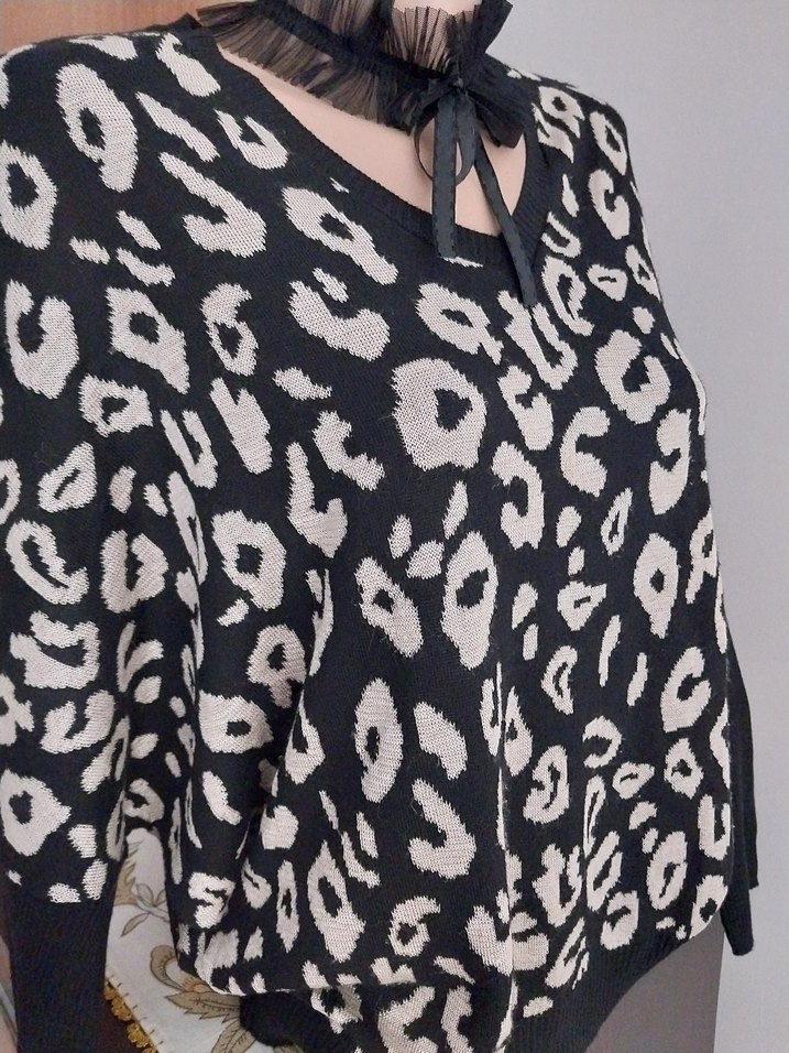 LCW Yepyeni şahane triko bluz - Görsel 5