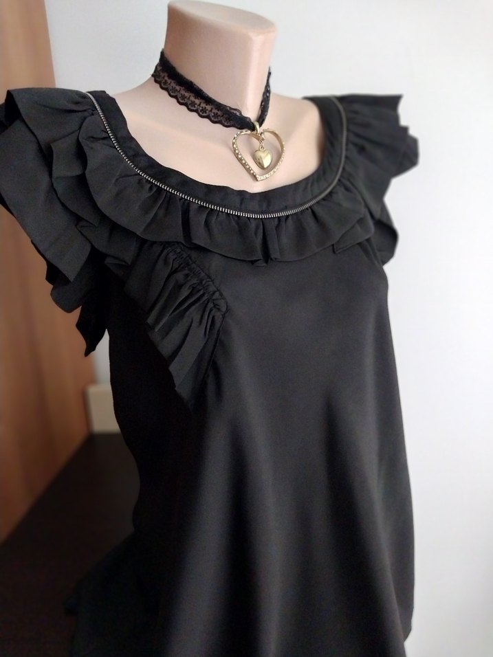 TWIST Şahane fırfırlı siyah ofis bluz - Görsel 2