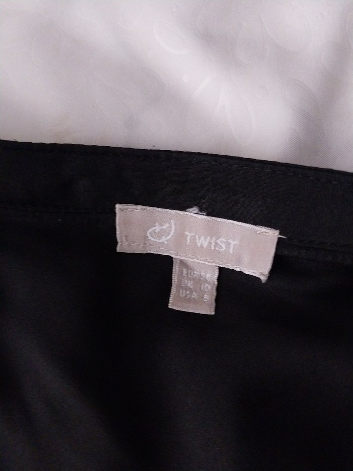 TWIST Şahane fırfırlı siyah ofis bluz - Görsel 5