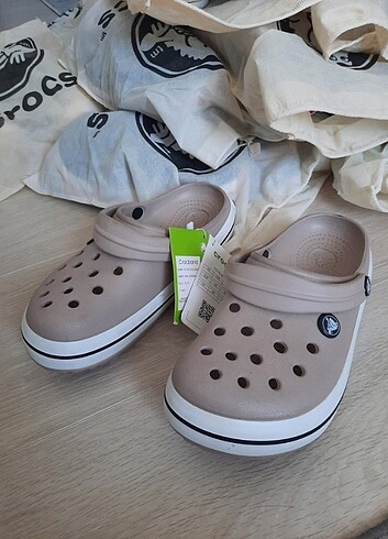 35 Beden Crocs Terlik