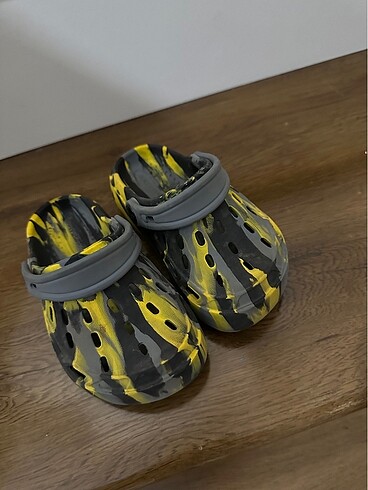 24 Beden Skechers bebek terlik