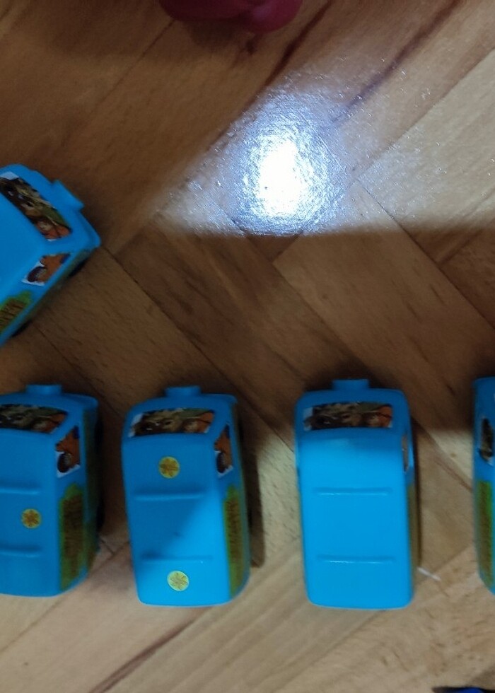 Figür oyuncak araba  - Görsel 3