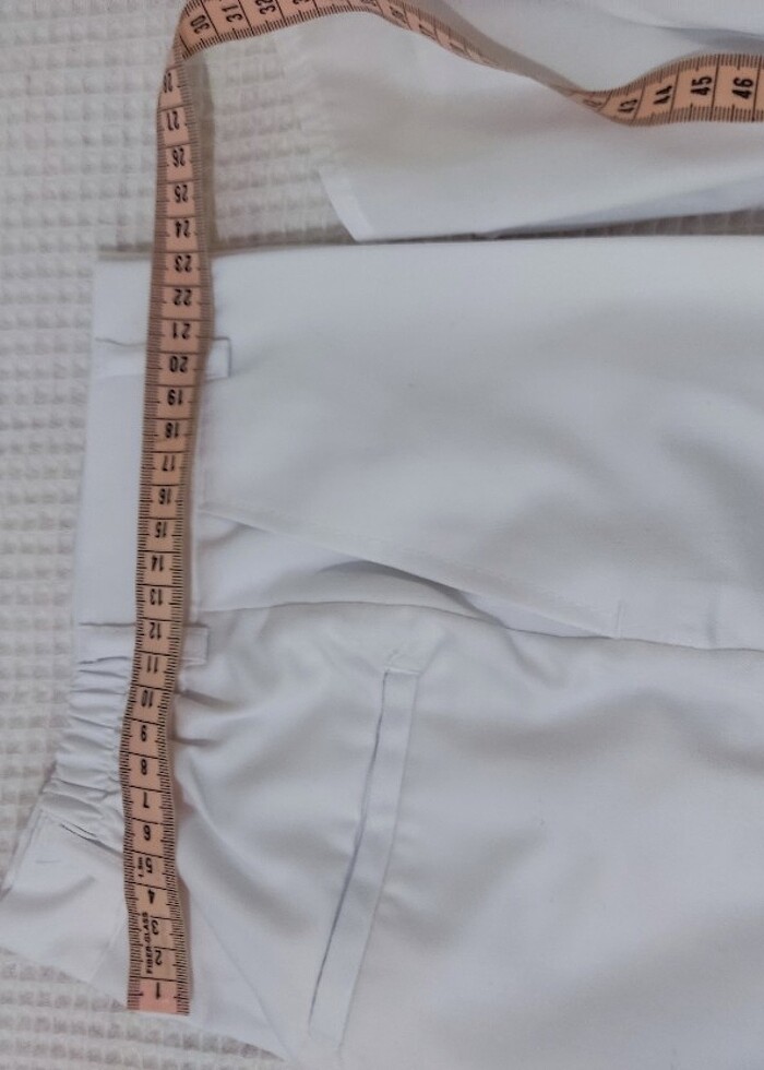 Beyaz pantolon kostum - Görsel 4