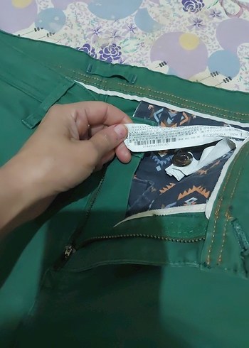 Erkek Yeşil Rahat Kesim Şort  - Görsel 4