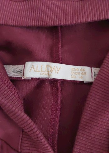 Kapüşonlu kolsuz kadin spor tunik - Görsel 3