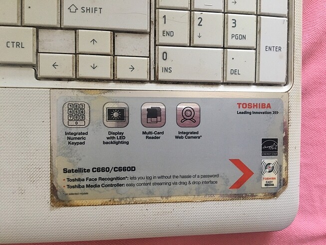 Beden Toshiba Laptop