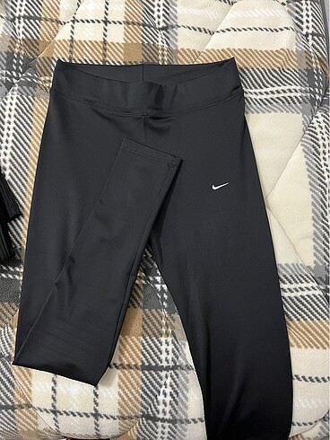 Nike tayt