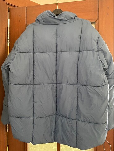 s Beden pull and bear mont