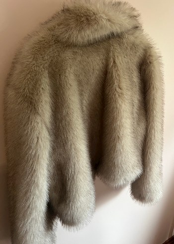 H&M Bej Tüylü Kadın ceket