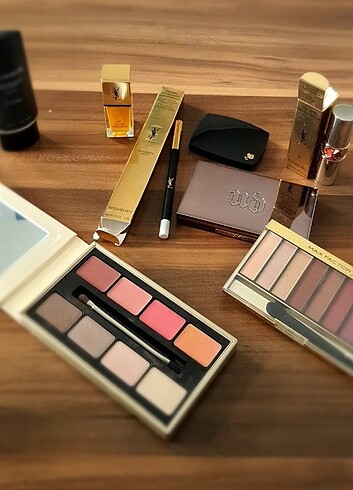 Beden Glo-Minerals Fondöten