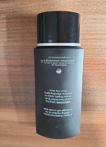Beden Renk Glo-Minerals Fondöten
