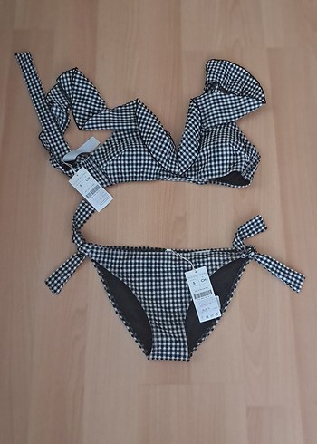 Fırfırlı Siyah Ekose Bikini Takımı