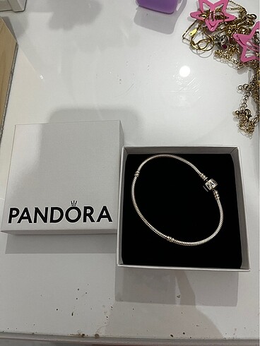 Pandora bileklik