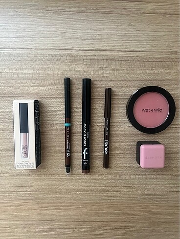 Nars Kapatıcı