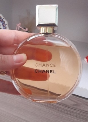 orijinal 100ml chanel chance çok az kullanılmıştir