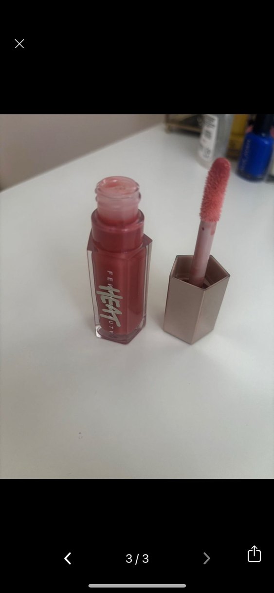 Fenty beauty heat glossbomb parlatıcı - Görsel 3