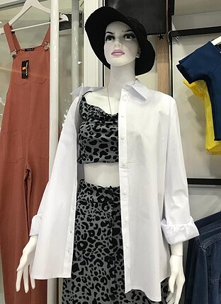 Oversize Beyaz Gömlek