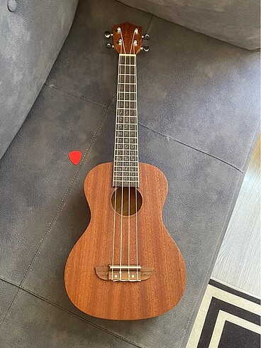 UKULELE