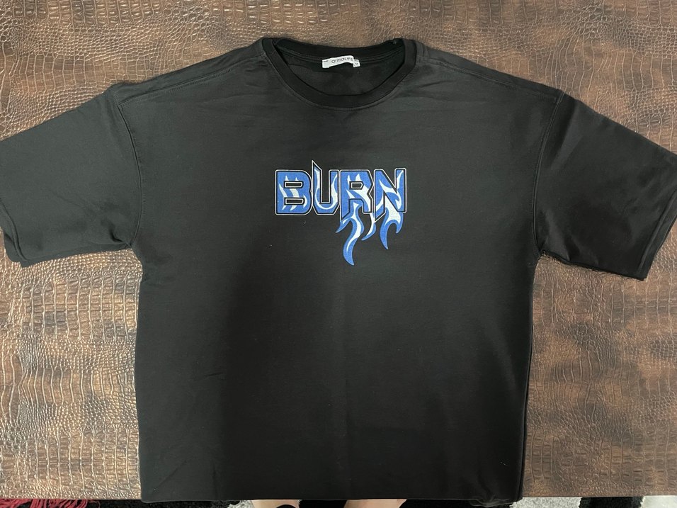 Siyah Rock Punk BURN Baskılı Oversize Tişört - Görsel 3