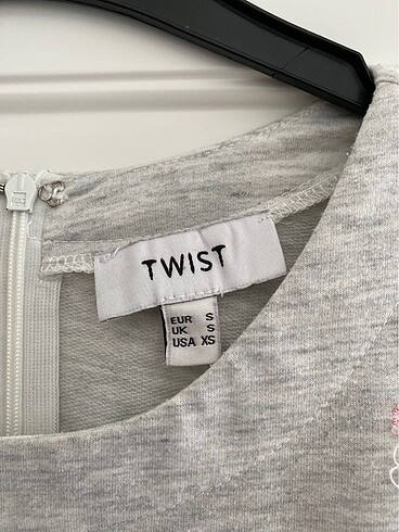 s Beden Temiz işlemeli Twist bluz