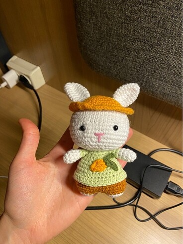 Tavşan amigurumi
