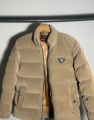 Prada şişme mont